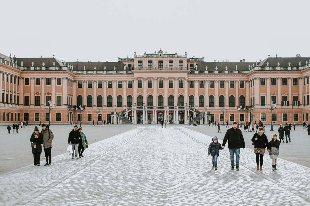 Schloss Schönbrunn, Ehrenhof im Winter